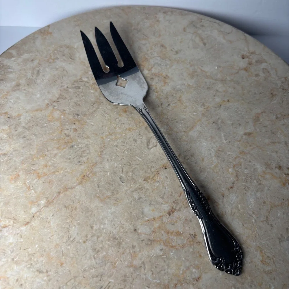 Vintage Oneida Chateau Salad Serving Fork Ornate Floral‎ Handle Diamond Cutout